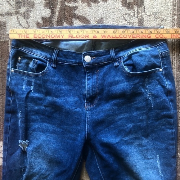 Women’s Destress Light Wash Anke jeans Size 20 in Excellent Used Condition - Picture 4 of 8
